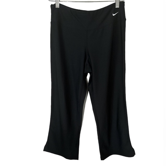 Nike FitDry Cropped Black Athletic Leggings Size S (4-6) - Picture 1 of 7